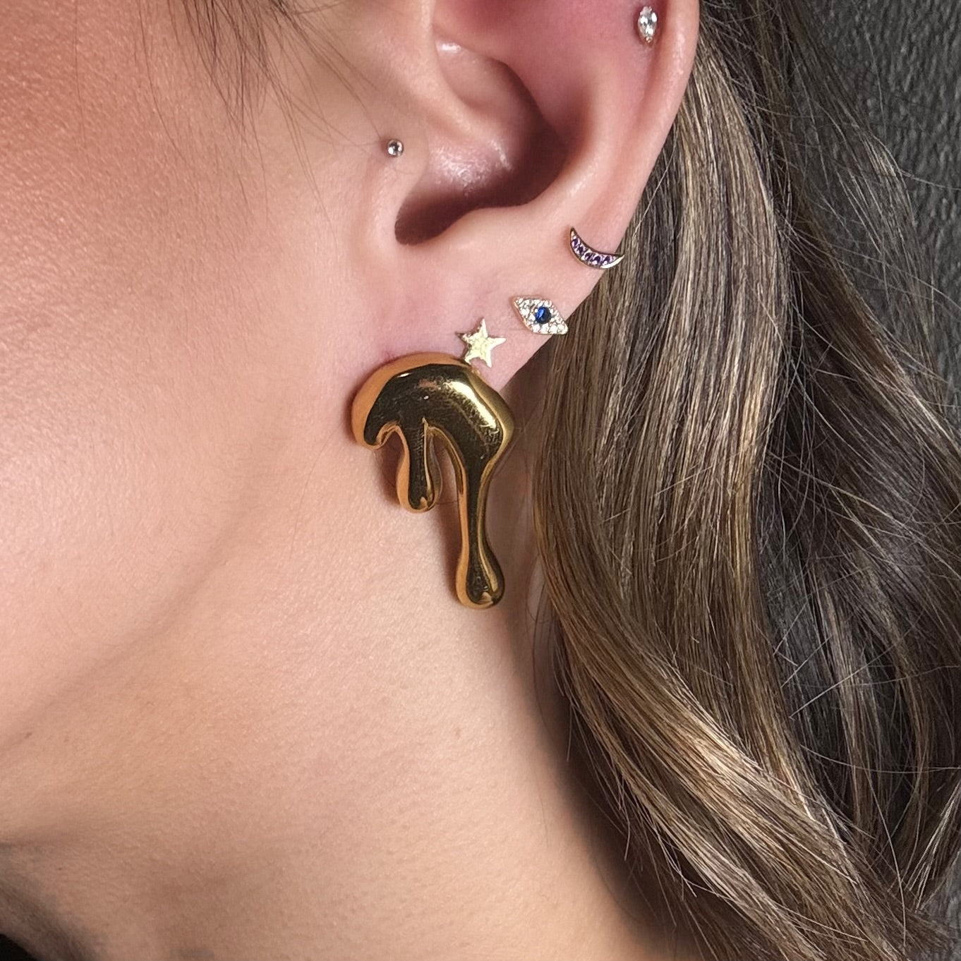 Lara Earrings
